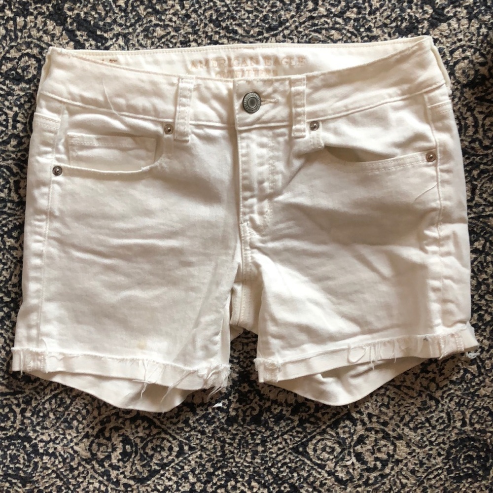 American Eagle Midi White Shorts